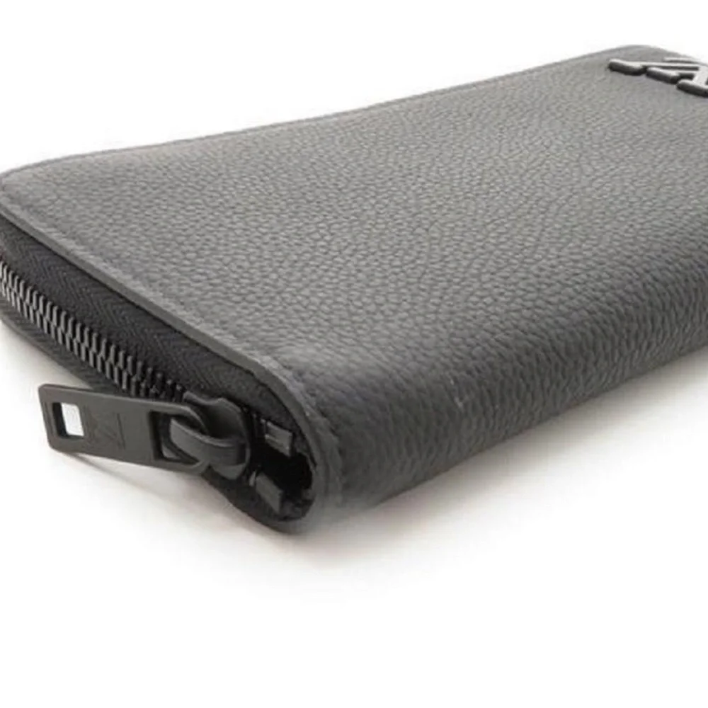 Louis Vuitton Black Wallet - Picture 4 of 6